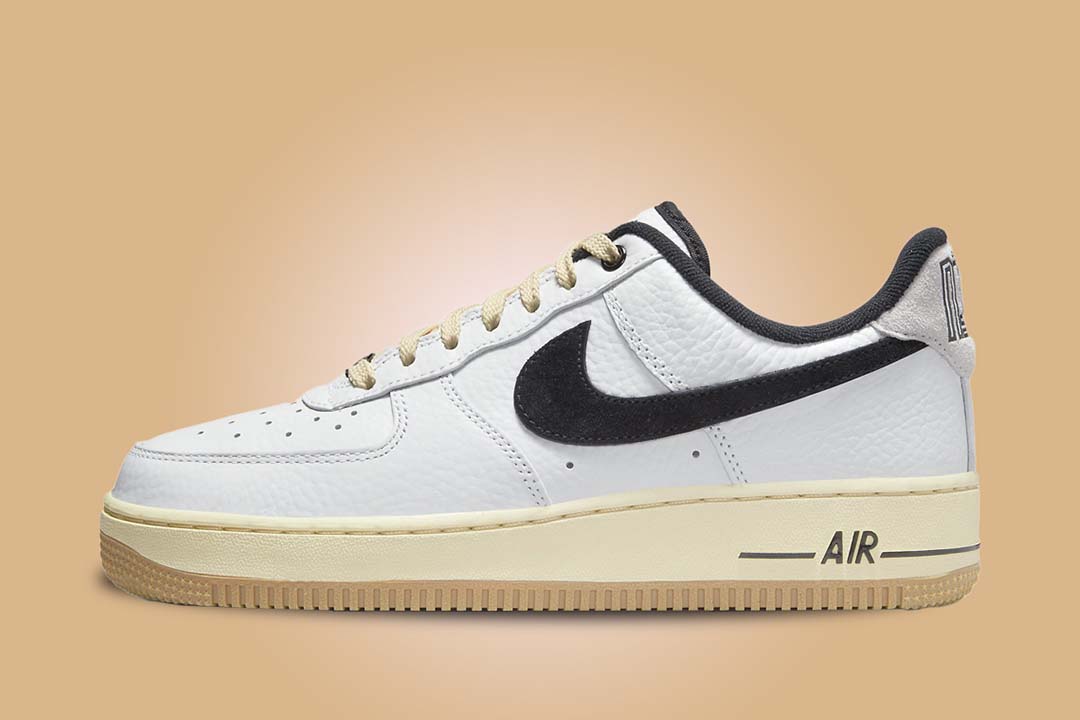 Nike-Air-Force-1-07-LX-Low-Command-Force-Summit-White-Black-W-2.jpg