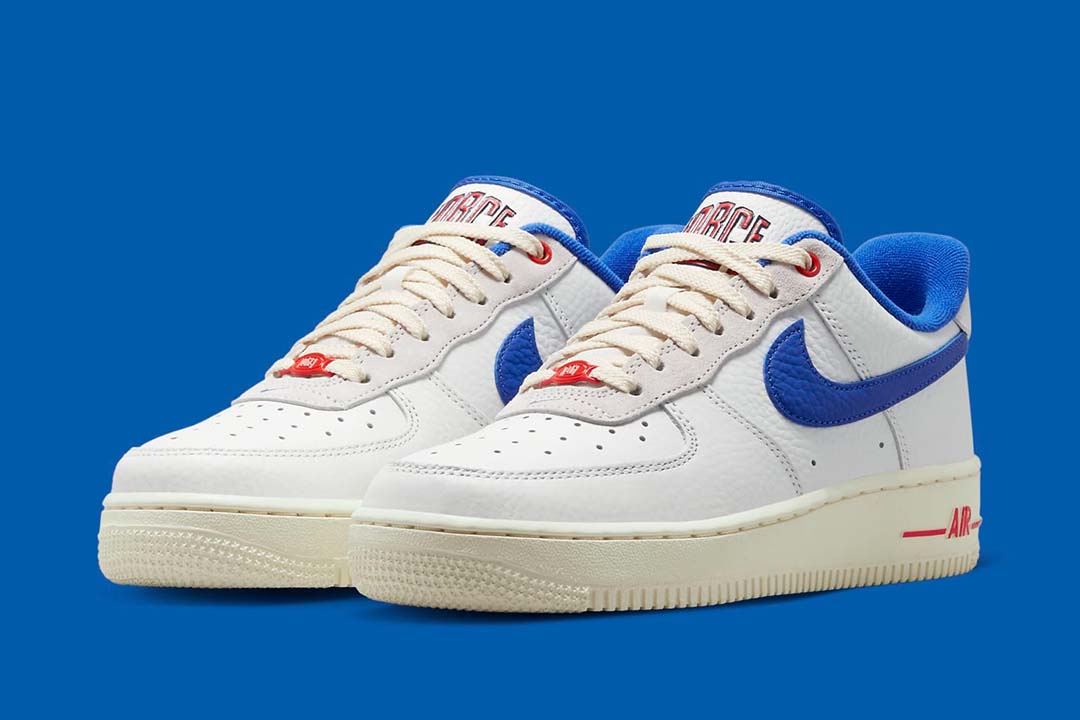 Nike-Air-Force-1-07-LX-Low-Command-Force-University-Blue-Summit-White-W-1.jpg