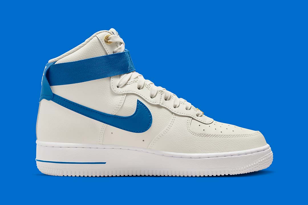 Nike-Air-Force-1-High-40th-Anniversary-Sail-W-3.jpg
