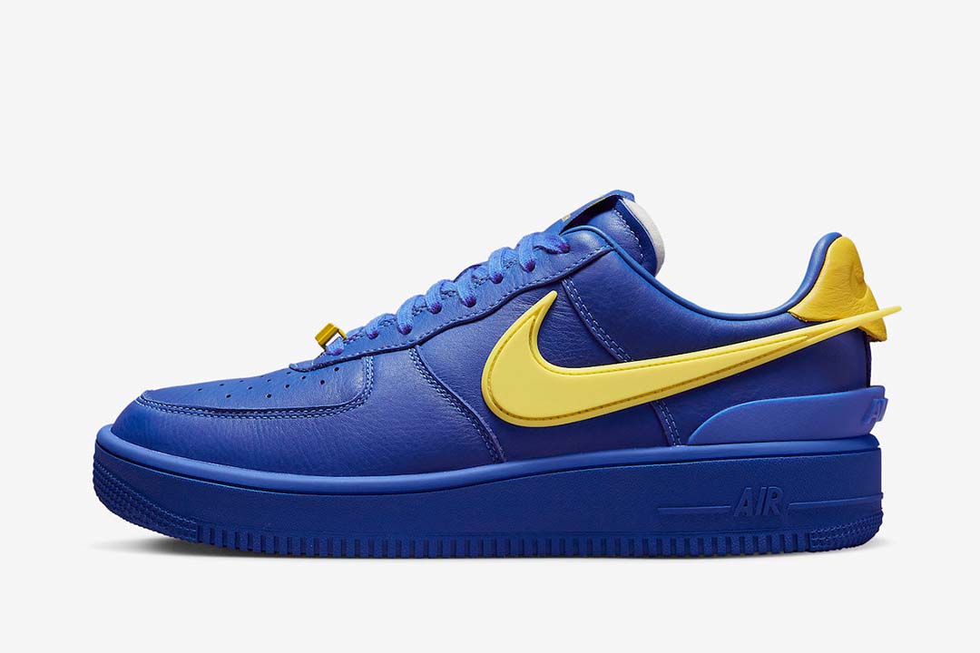 Nike-Air-Force-1-Low-SP-AMBUSH-Game-Royal-2.jpg