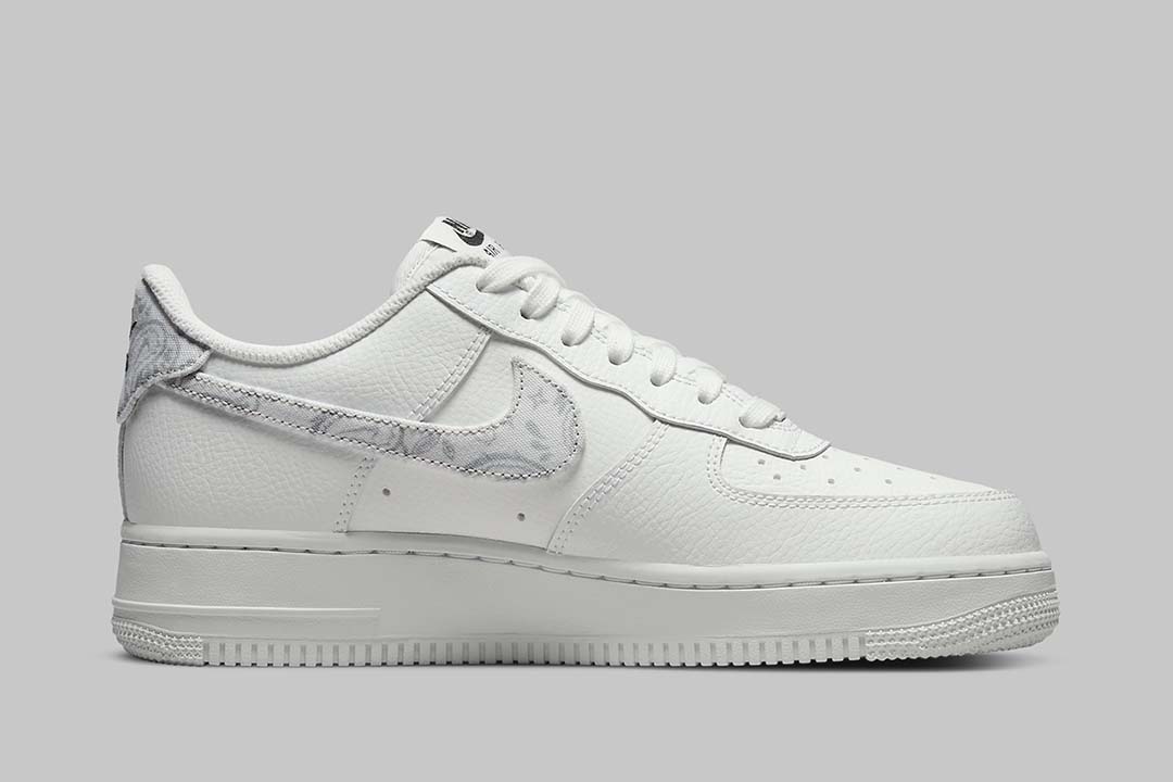 Nike-Air-Force-1-Low-White-Paisley-W-3.jpg
