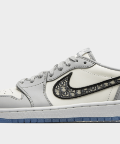 Jordan 1 Retro Low Dior