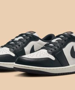 Jordan 1 Low OG Mocha