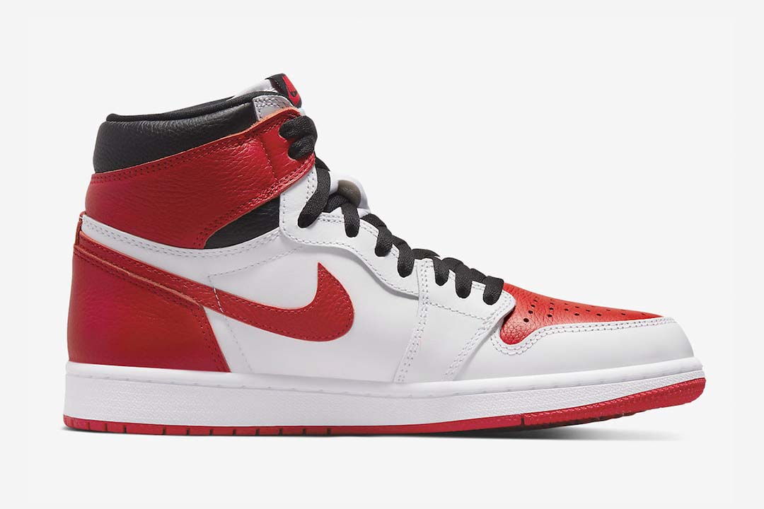 Jordan-1-Retro-High-OG-Heritage-555088-161-2.jpg