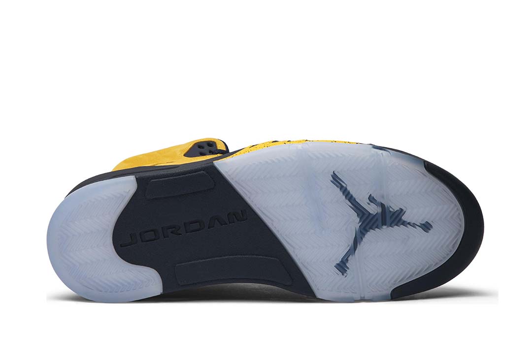 Jordan-5-Retro-Michigan-2019-5.jpg